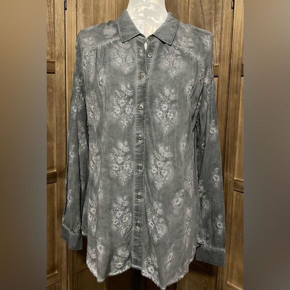 Miss Me Tops - MISS ME Bluish Gray Button Down Shirt.